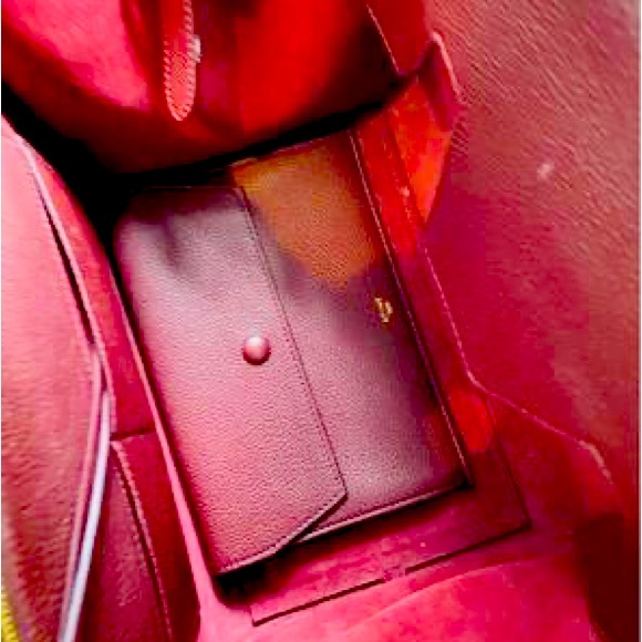 Celine handbag NWOT in wine/burgundy color. - Picture 5 of 5